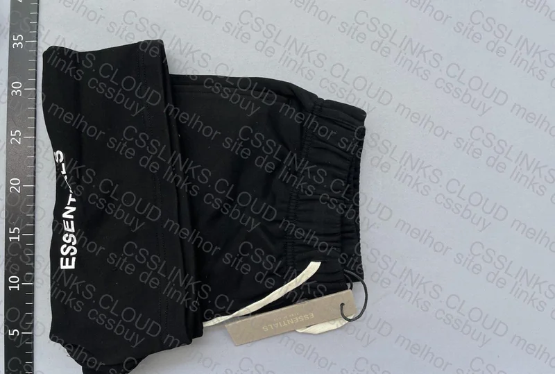 Shorts Essentials 2