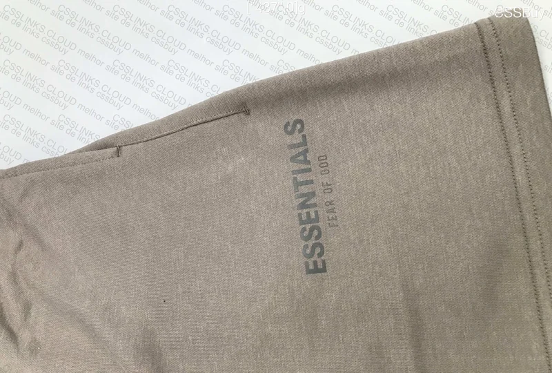 SHORTS ESSENTIALS FOG 4