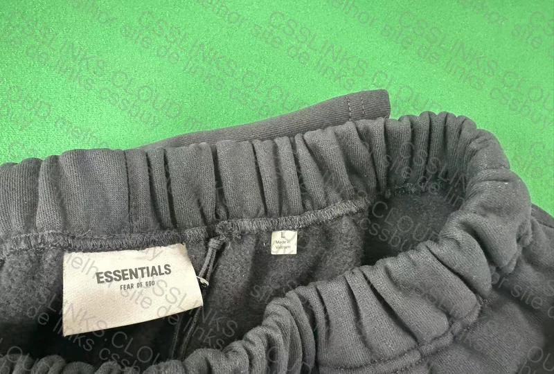 SHORTS ESSENTIALS FOG 4