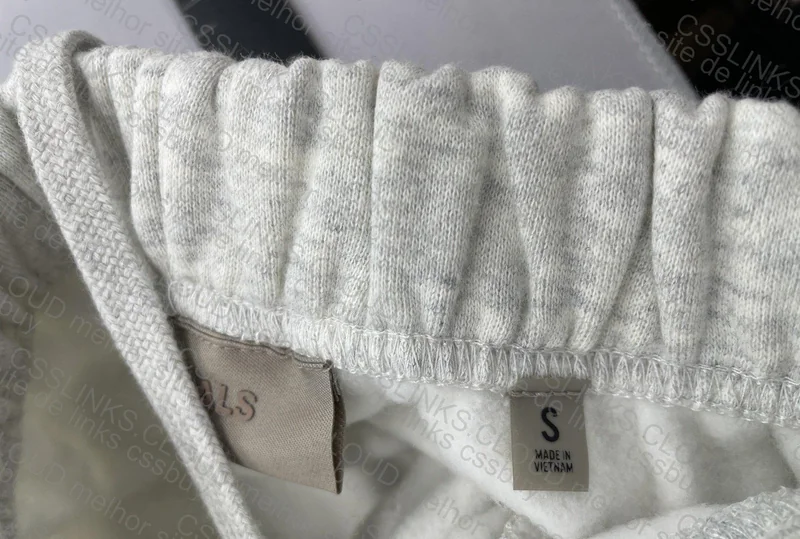 Shorts essentials (gl?) 3