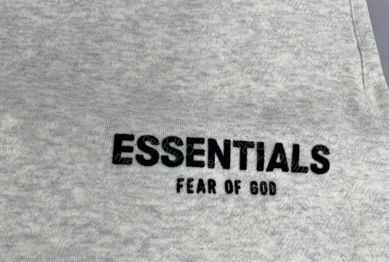 Shorts essentials (gl?) 5