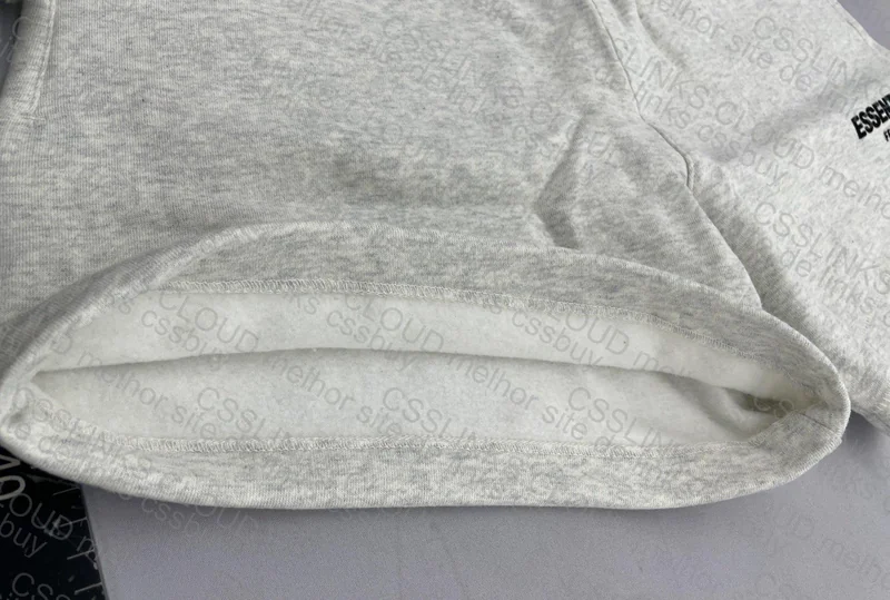 Shorts essentials (gl?) 7