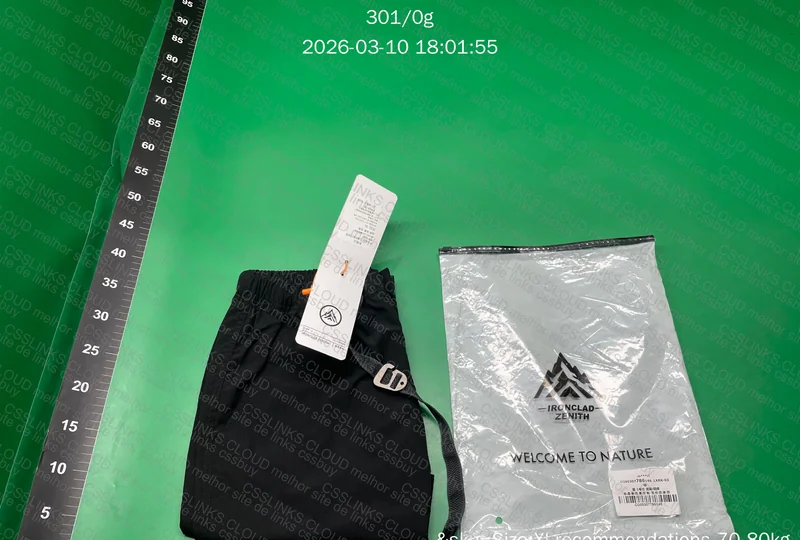 Shorts estilo ACG 4