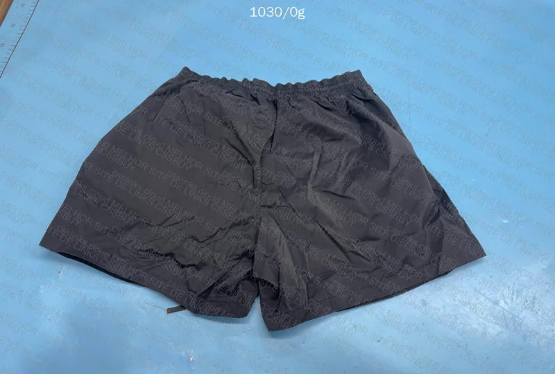 Shorts Fendi Reativo