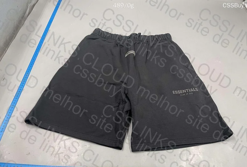 Shorts FOG Essentials