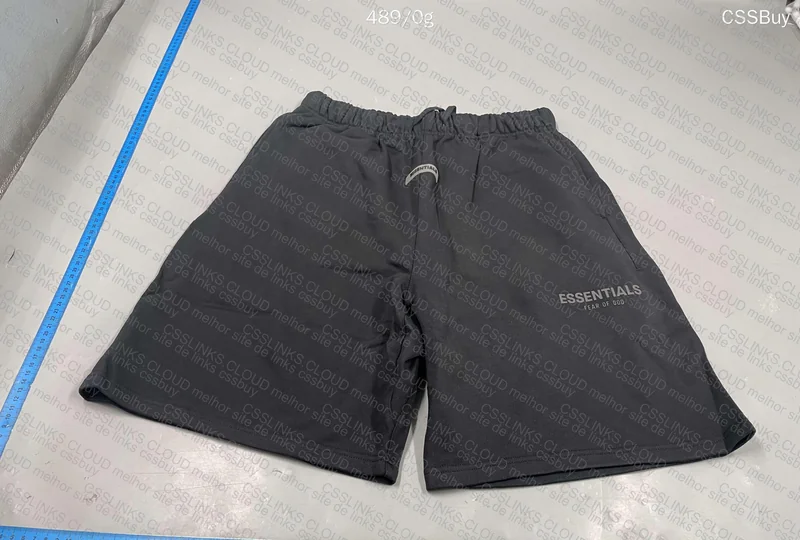 Shorts FOG Essentials 2