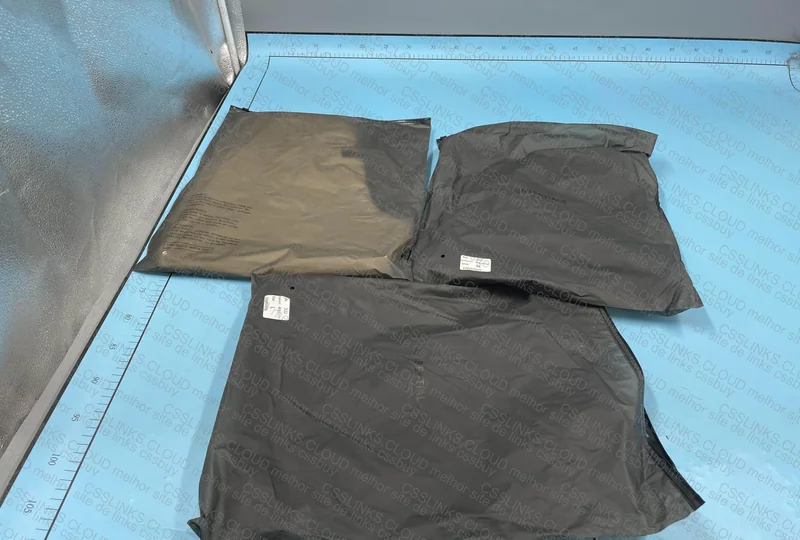 Shorts Fog Essentials