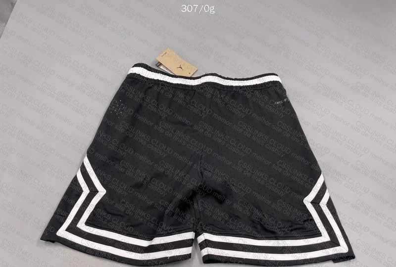 shorts jordan 4