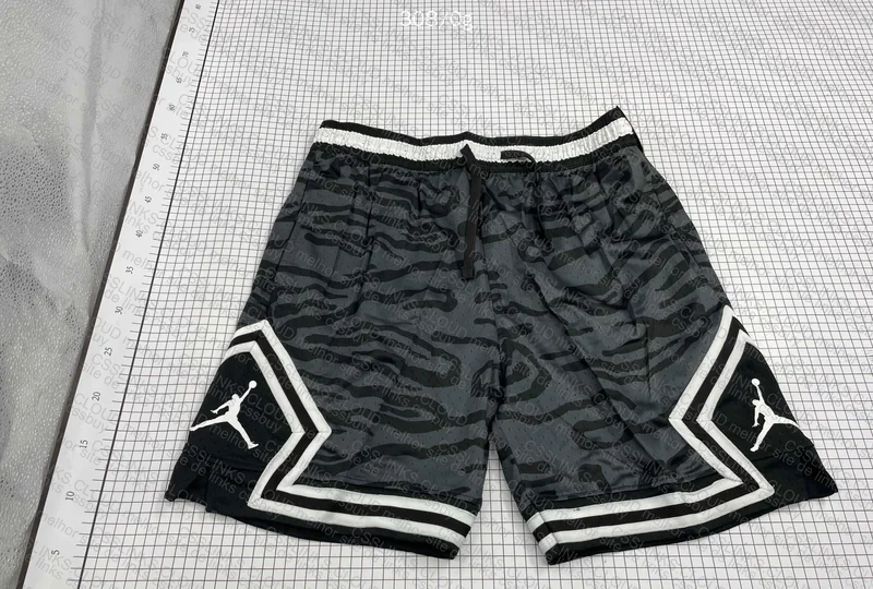 Shorts Jordan 6