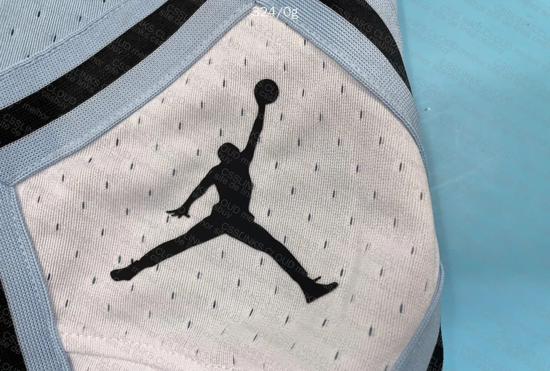 Shorts Jordan 4
