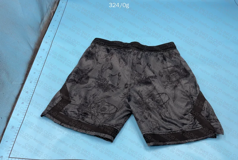 Shorts Jordan 4