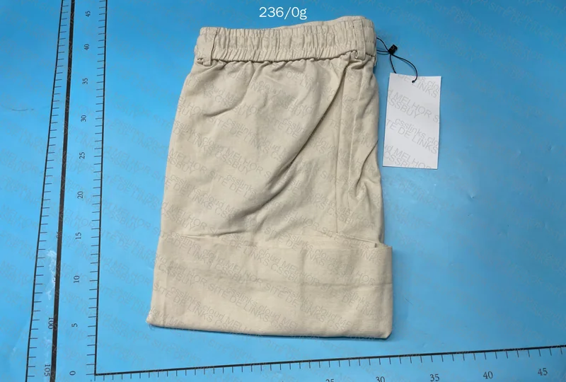 Minimalist Linen Shorts 2