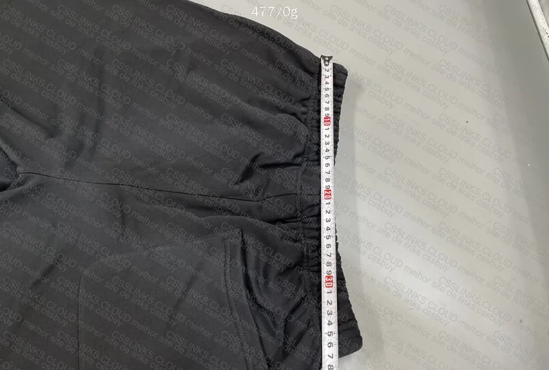 ESSENTIALS Sweatshorts with Measurements 5