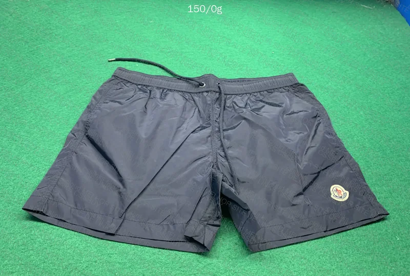 shorts moncler 3