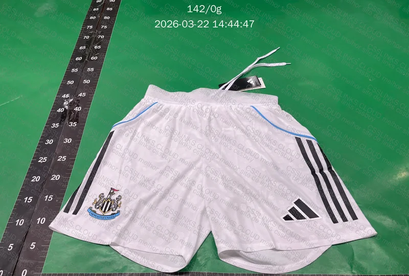 Shorts New Castle (versão jogador) 3