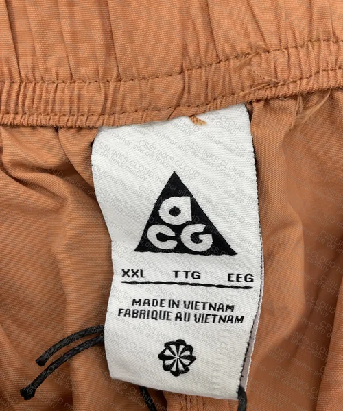 Shorts Nike ACG 8