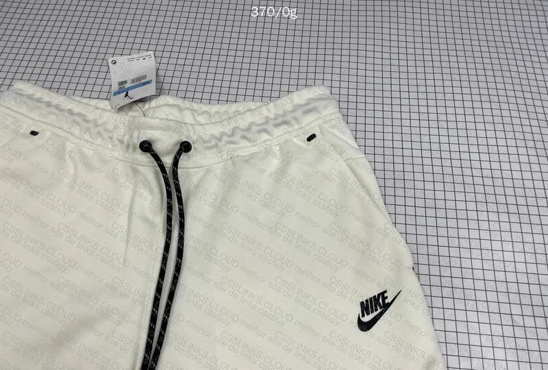 Shorts Nike Tech 2