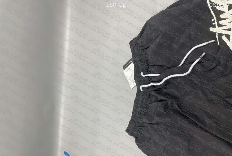 SHORTS NIKE X STUSSY 4