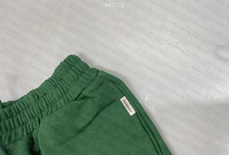 Shorts Represent 3