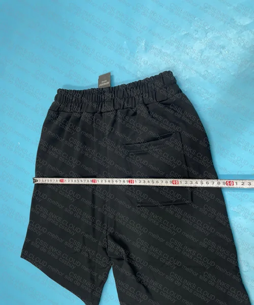 Shorts Represent 5