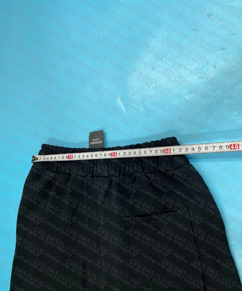 Shorts Represent 6