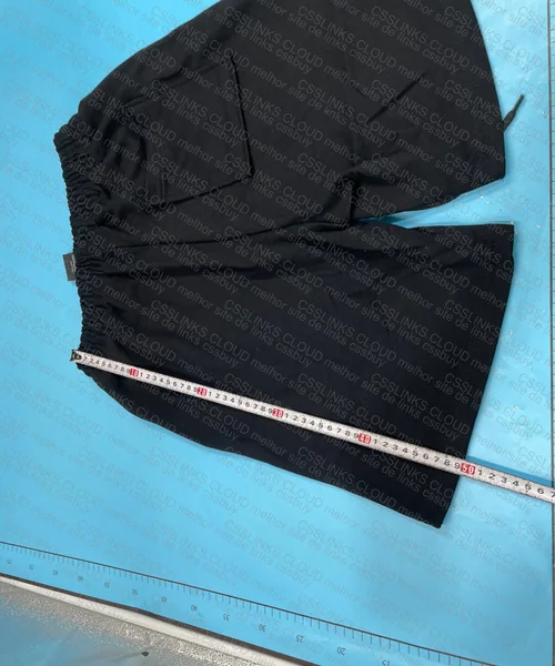 Shorts Represent 8
