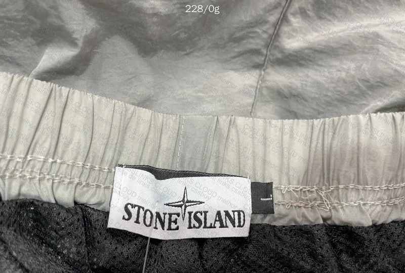 Shorts stone island