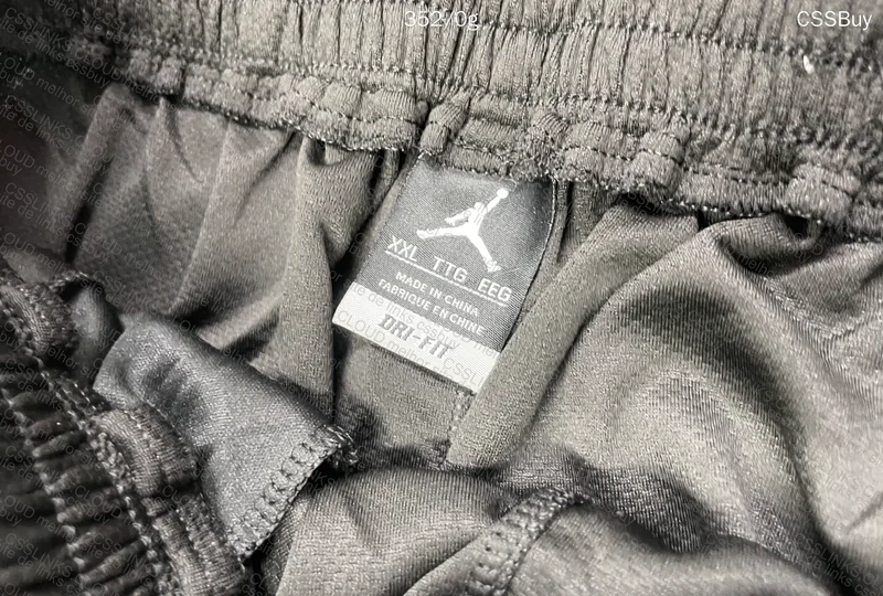 Air Jordan Shorts/Bermuda 2