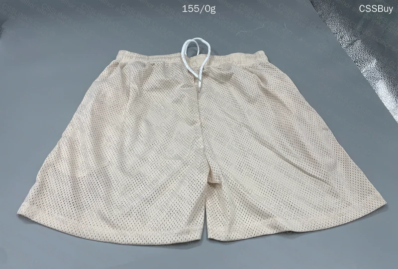EE Shorts/Bermuda 3