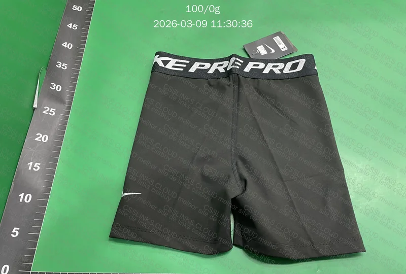 SHOT NIKE PRO FEMININO 4
