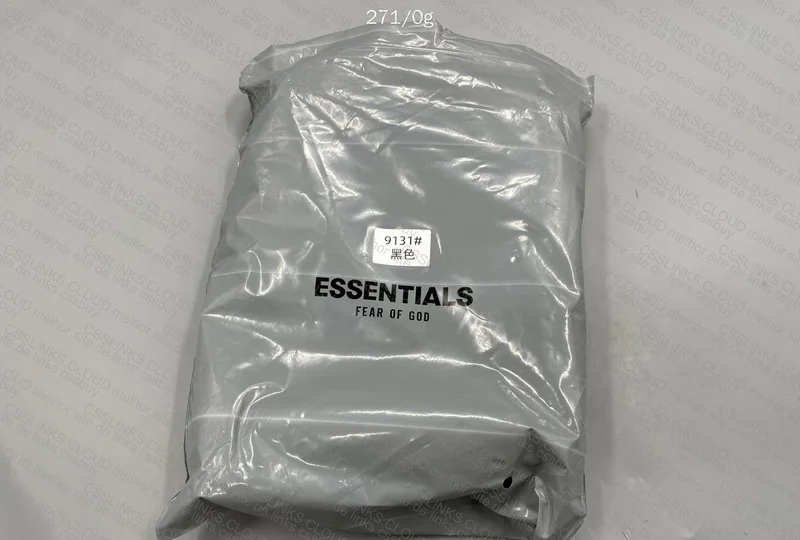 Shoulder Bag - ESSENTIALS - Fear of God 3