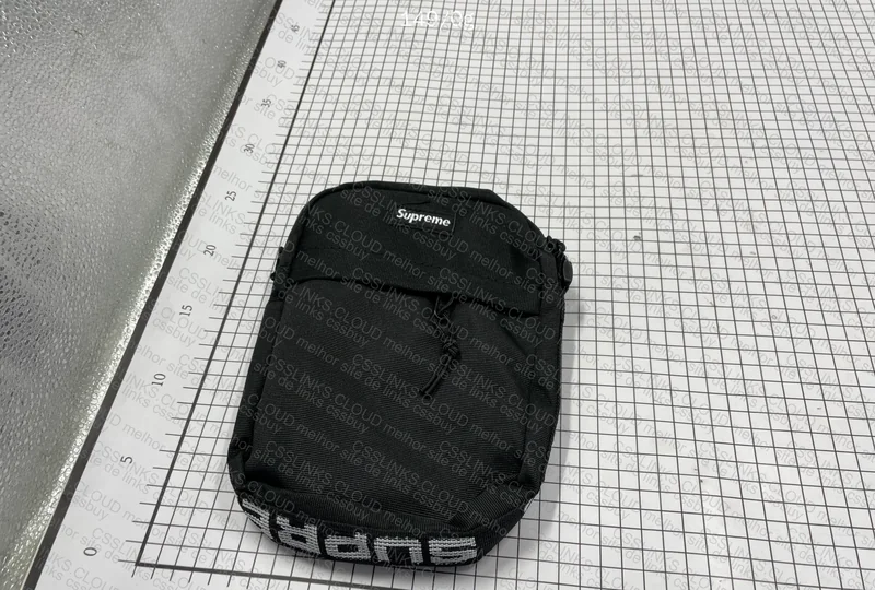 Shoulder Bag Supreme SS18 3
