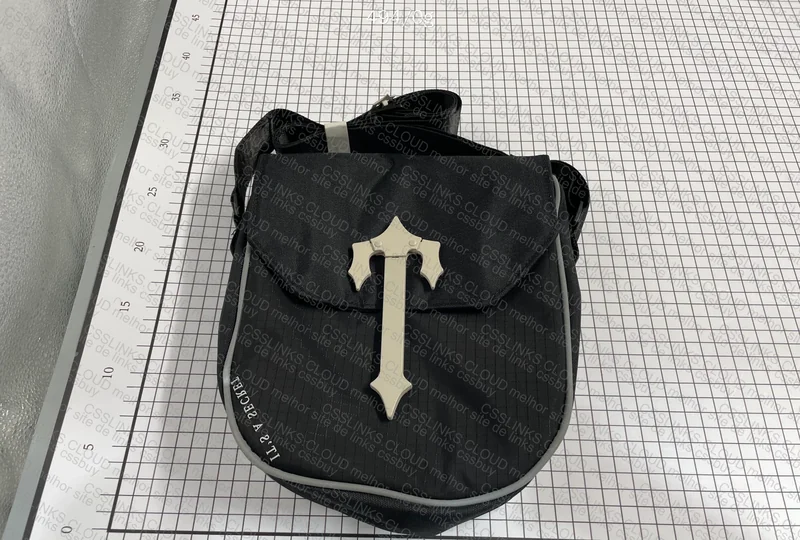 Shoulder Bag Trapstar. 2
