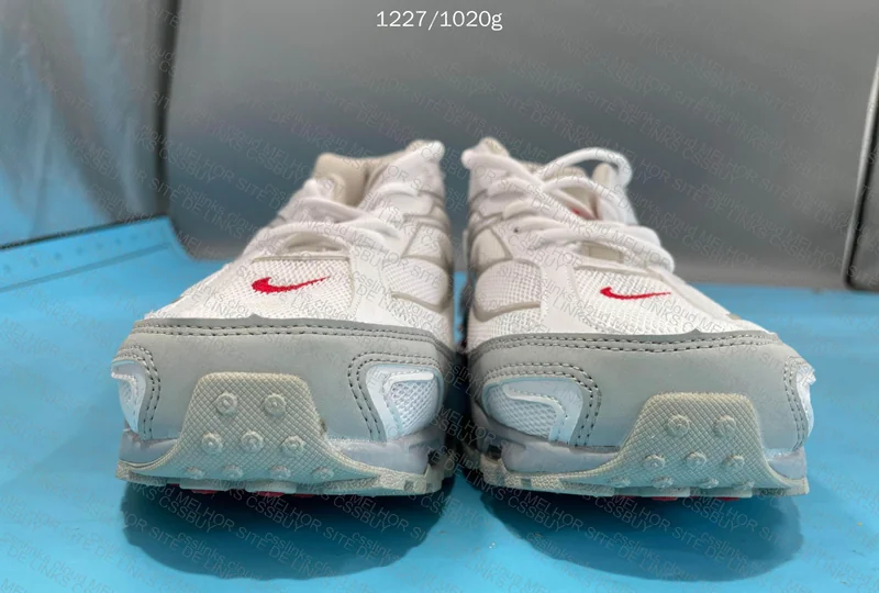 Shox Ride 2 x Supreme White 3