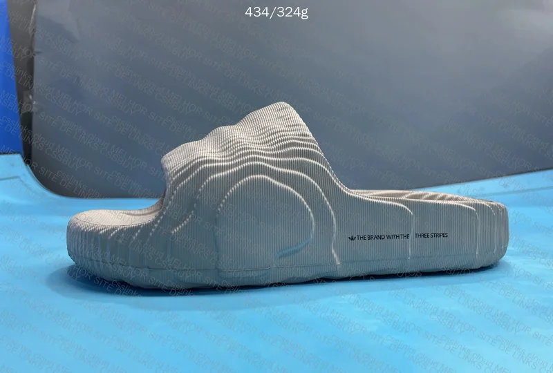 Slide Adidas Adilette 4