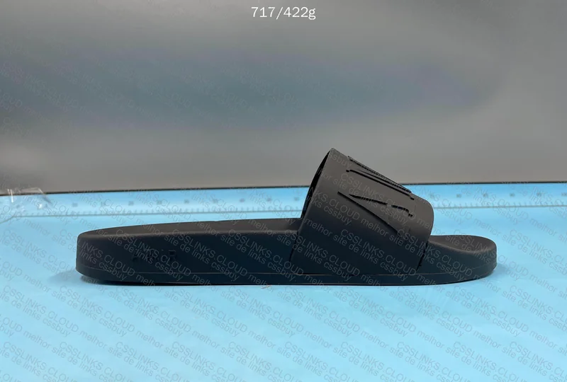 Slide Amiri 9