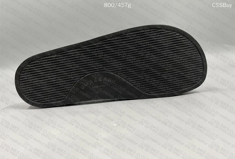 Slide Burberry 3