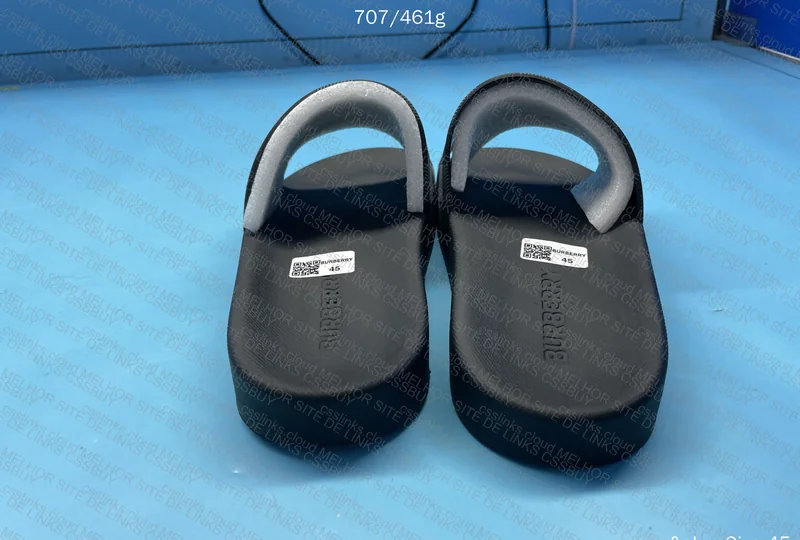 Slide Burberry 3