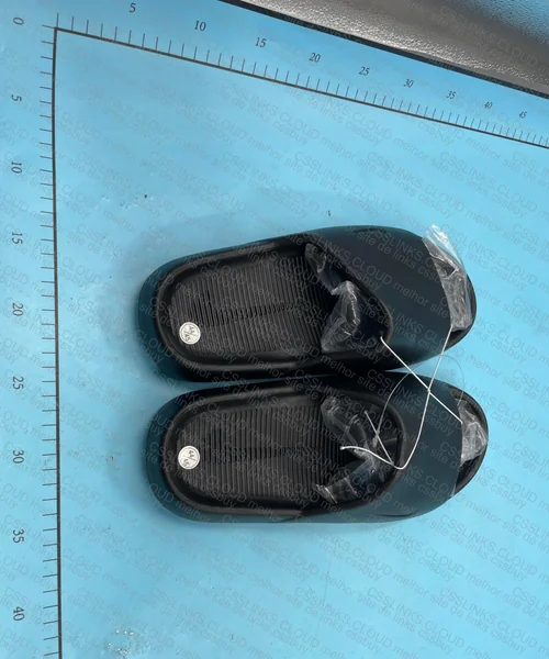 slide calm nike arranhado 8