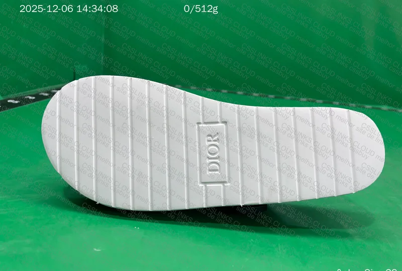 Dior Slide (with measurements)