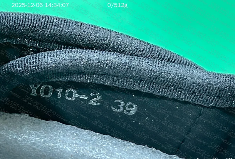 Dior Slide (with measurements) 10
