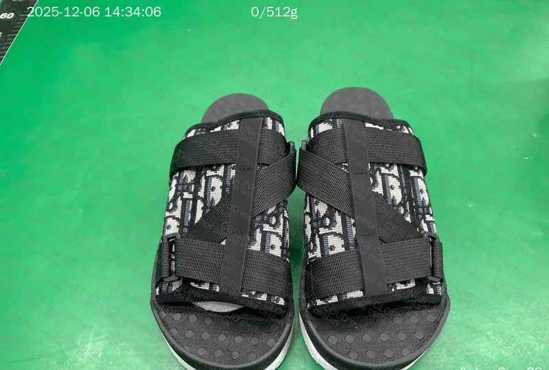 Dior Slide (with measurements) 4