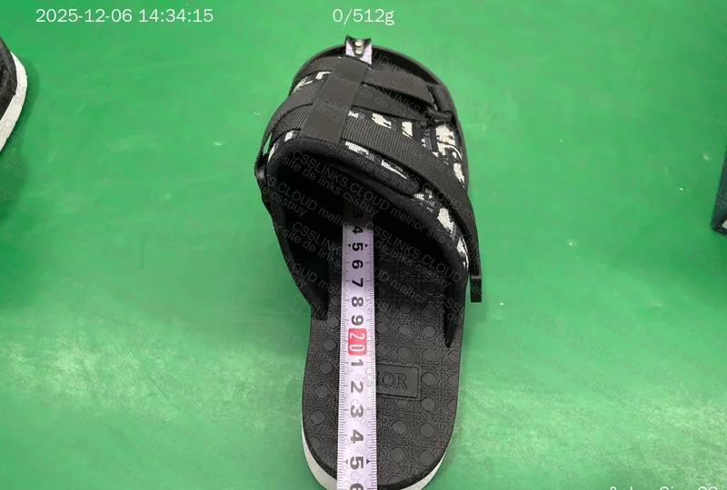 Dior Slide (with measurements) 9
