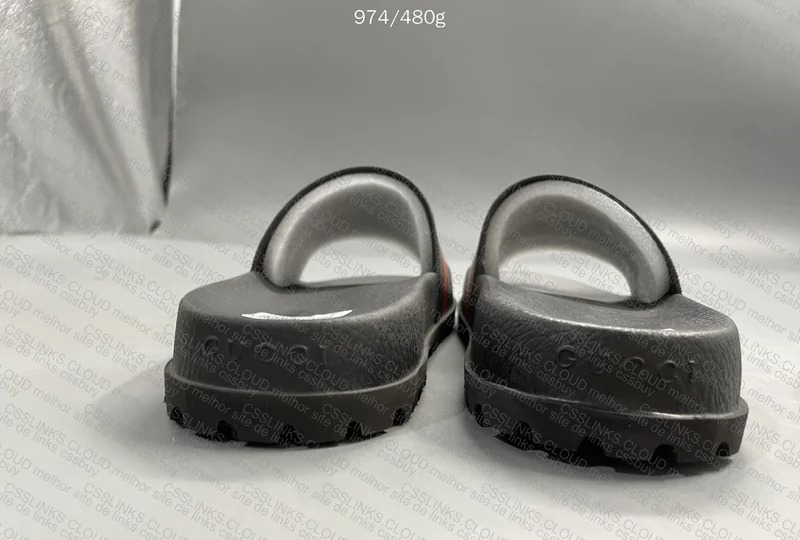 Slide Gucci 2