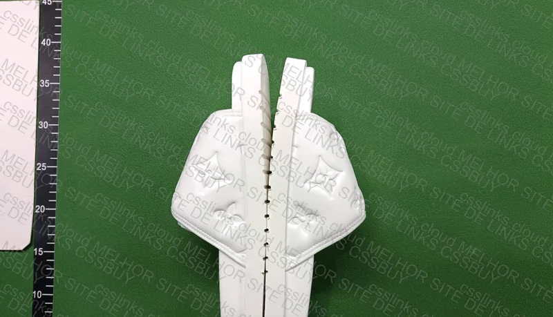 Louis Vuitton White Slide 4