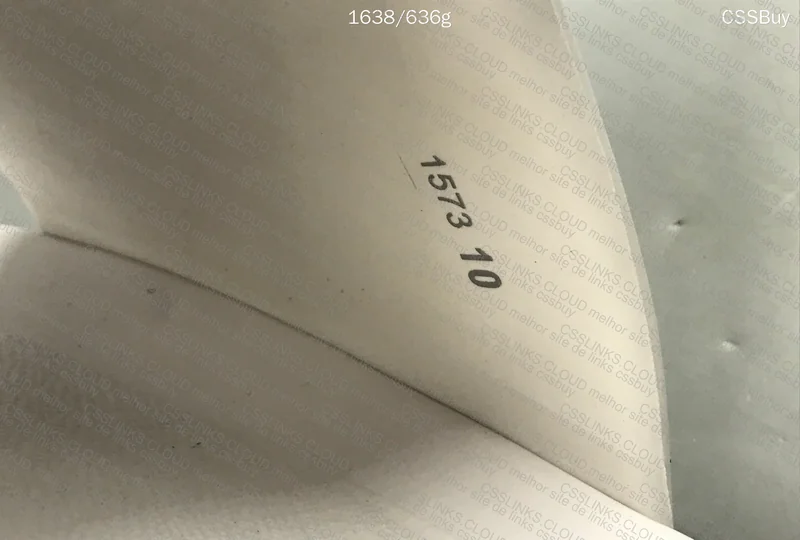 Slide LV logo 2