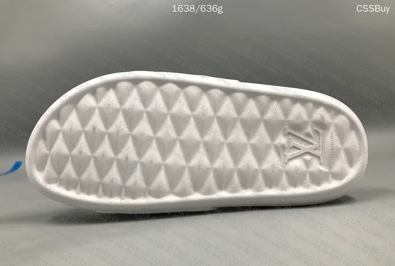 Slide LV logo 8