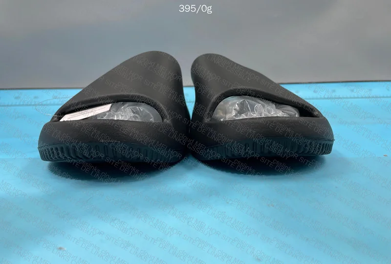 Nike Black Slide 2