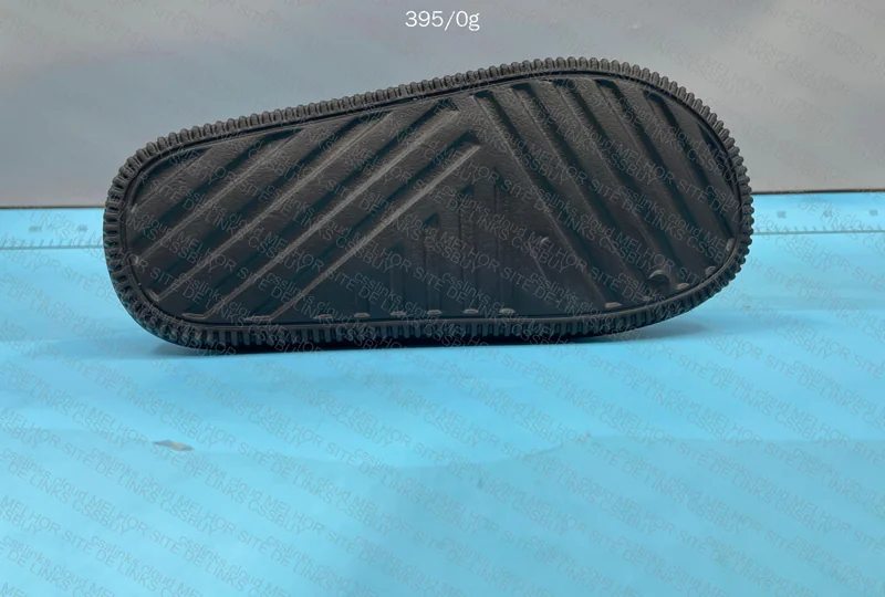 Nike Black Slide 4