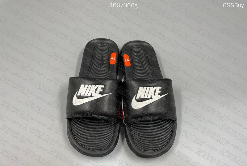 Nike Victori One Slide White and Black 10